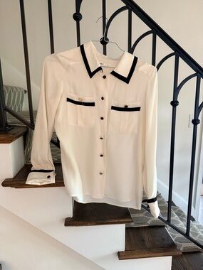 Frame- Ivory silk Button-Up Blouse with Black Trim & cuff links